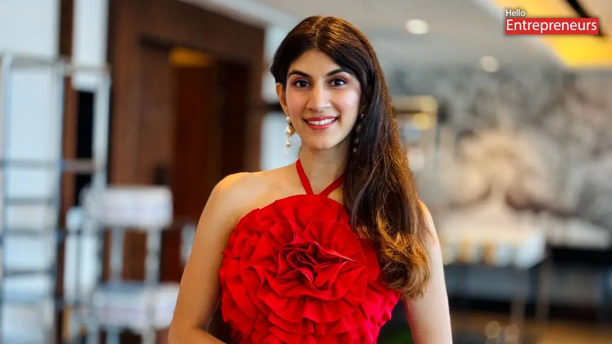 Looking to fulfil your travel dreams with a full time job? Ask Simran Malhotra